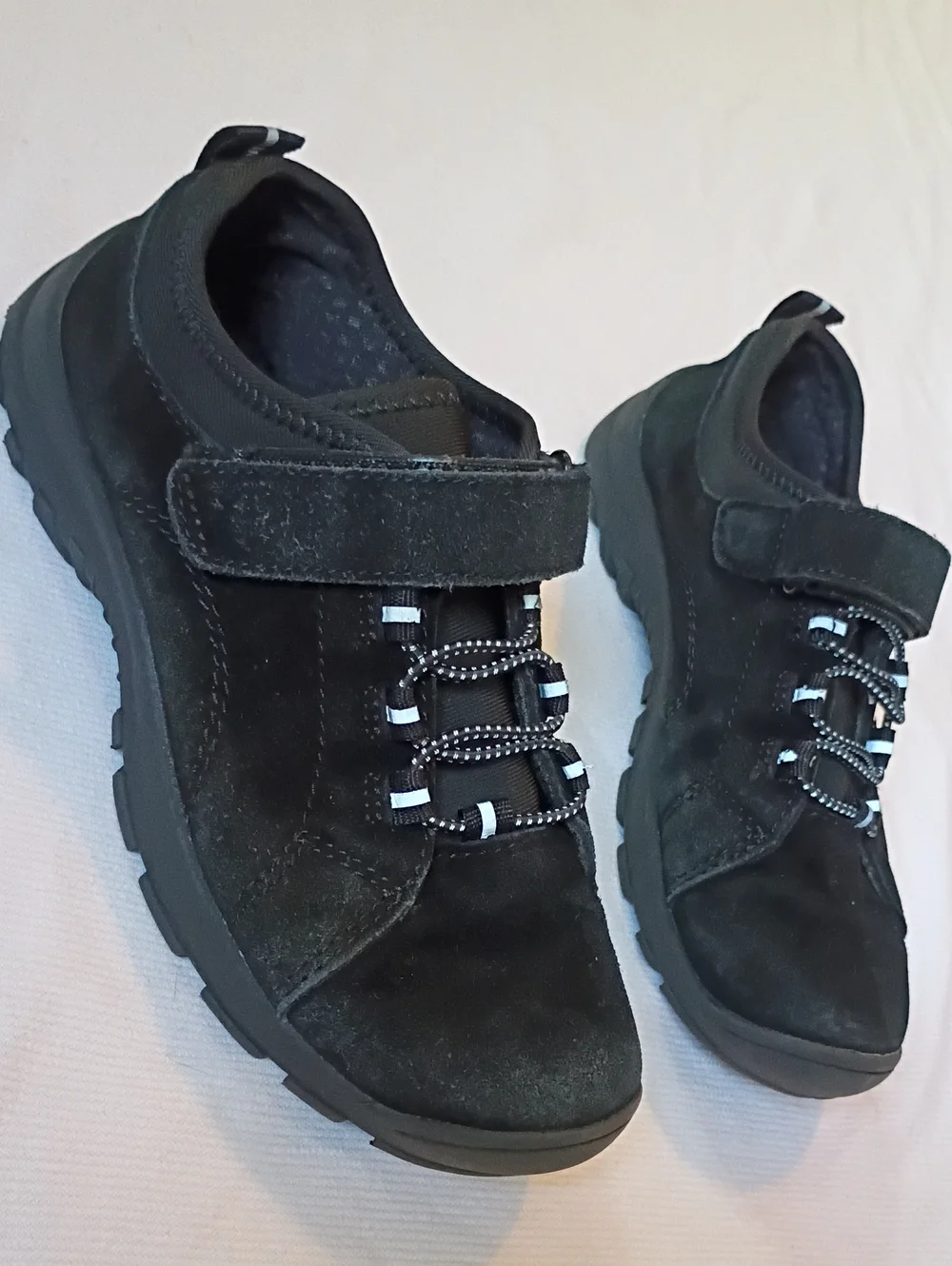 Lands End Black Suede Youth Sneakers
